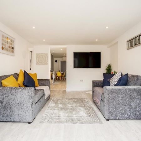 Fabulous 6 Sleeper! Great Location! Villa Windsor Bagian luar foto