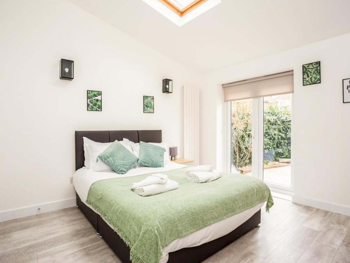 Fabulous 6 Sleeper! Great Location! Villa Windsor Bagian luar foto