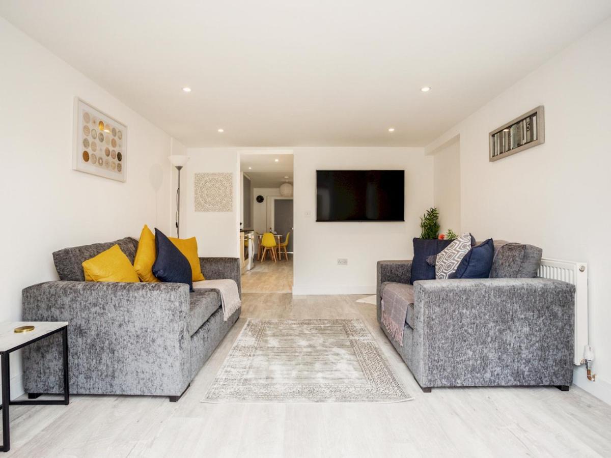 Fabulous 6 Sleeper! Great Location! Villa Windsor Bagian luar foto